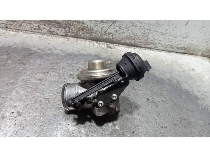 Recambio de valvula egr para audi a2 (8z) 1.4 tdi (55kw) referencia OEM IAM 038129637C  
