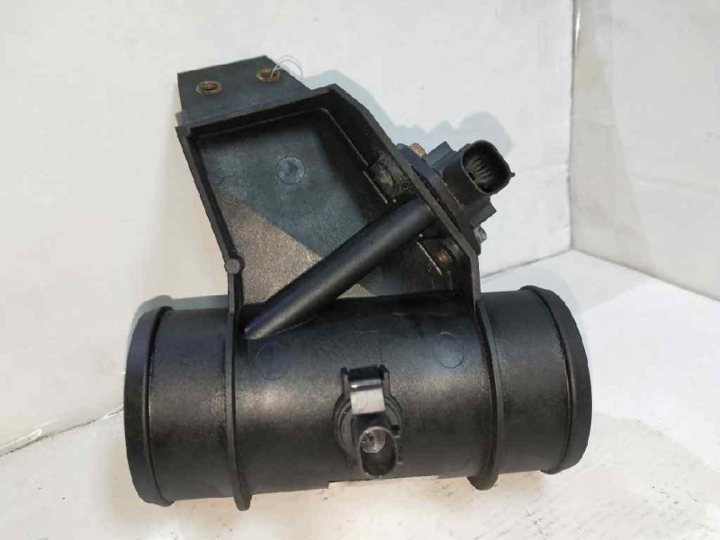 Recambio de caudalimetro para mercedes sprinter 02.00  caja abierta, doble cab. 208 cdi (901.6/902.621-622) referencia OEM IAM A