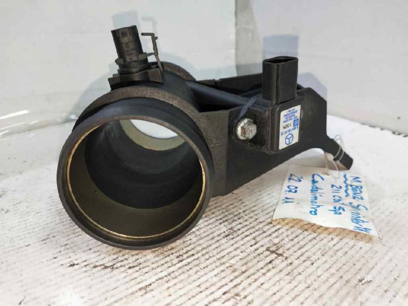 Recambio de caudalimetro para mercedes sprinter 02.00  caja abierta, doble cab. 208 cdi (901.6/902.621-622) referencia OEM IAM A