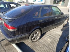 saab 9-3 berlina del año 2002 2