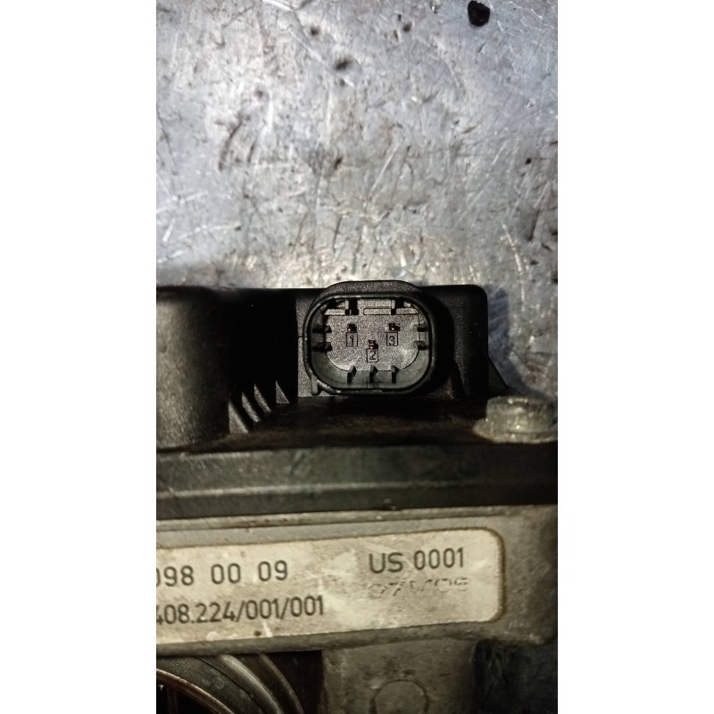 Recambio de caja mariposa para mercedes clase slk (w170) roadster 230 compressor (170.447) referencia OEM IAM 1110890009  