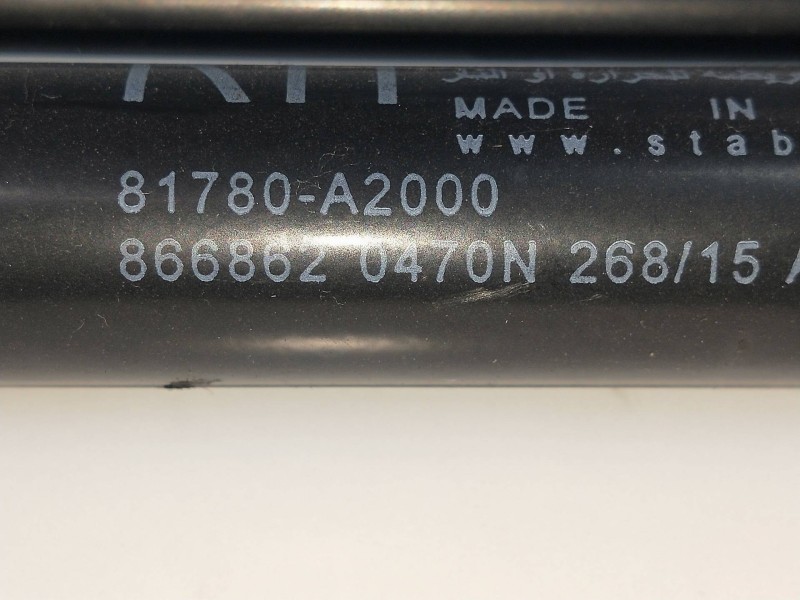 Recambio de amortiguadores maletero / porton para kia cee´d drive referencia OEM IAM 81780A2000  