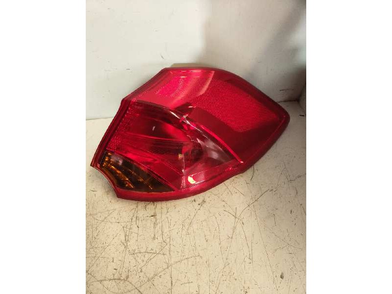 Recambio de piloto trasero derecho para kia cee´d drive referencia OEM IAM   