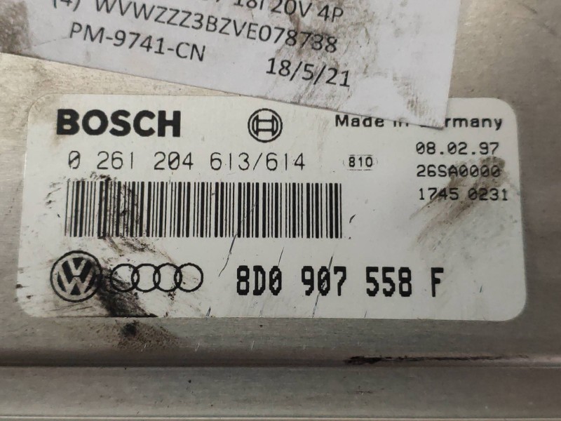 Recambio de centralita motor uce para volkswagen passat berlina (3b2) básico referencia OEM IAM 0261204613 0261204614 8D0907558F