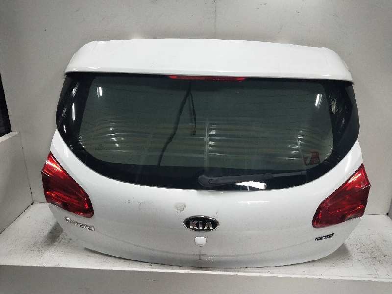 Recambio de porton trasero para kia cee´d drive referencia OEM IAM   