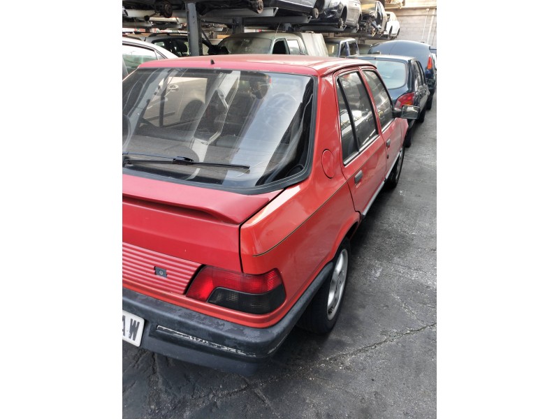 peugeot 309 del año 1990