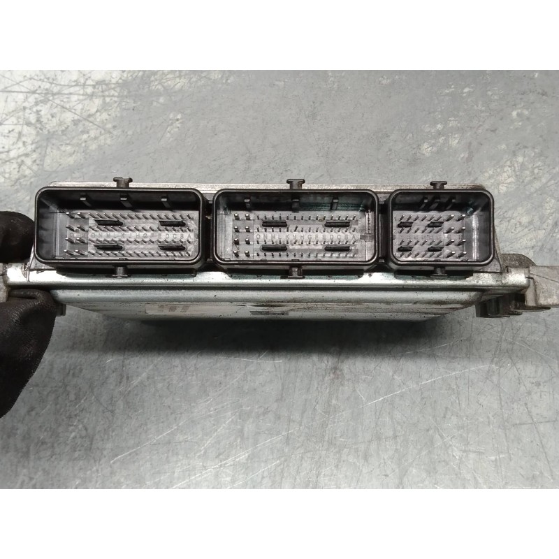 Recambio de centralita motor uce para renault megane iii berlina 5 p dynamique referencia OEM IAM S180067106A 237100307R 2371000