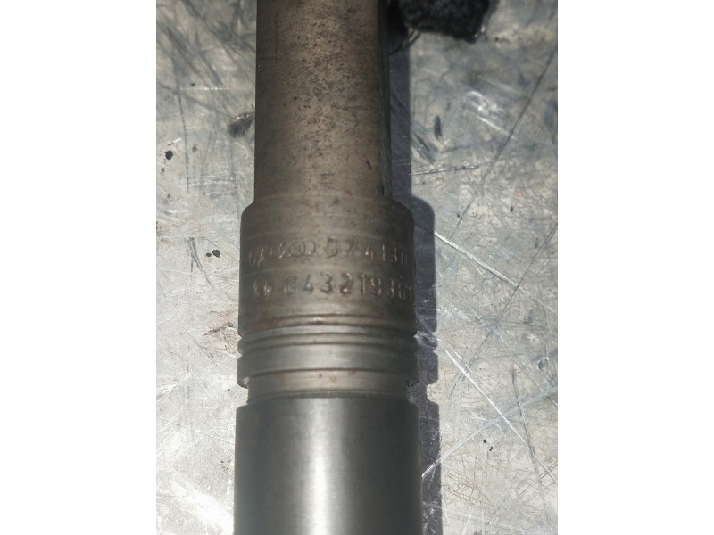 Recambio de inyector para volvo s70 berlina referencia OEM IAM 0432193616 074130201Q 