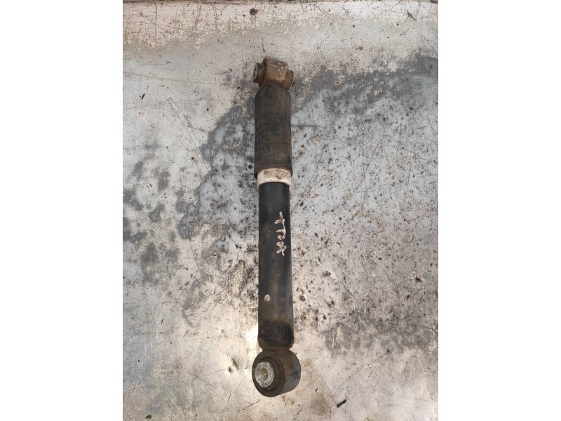 Recambio de amortiguador trasero derecho para smart coupe fortwo coupe cdi referencia OEM IAM 0009225V001  