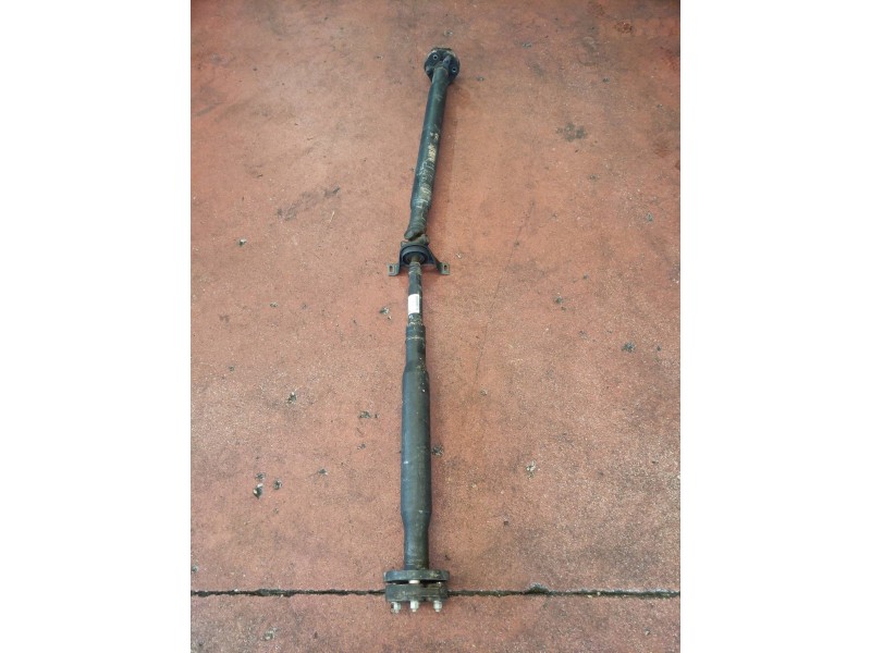 Recambio de transmision central para lancia thema gold referencia OEM IAM 04593650AH  