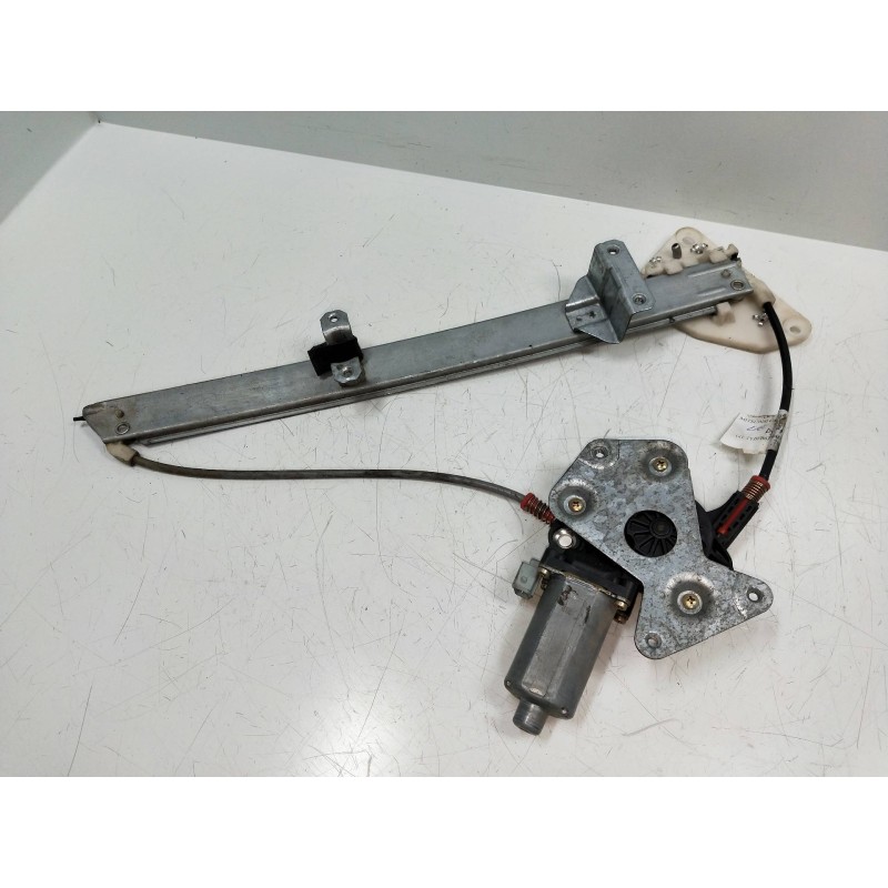 Recambio de elevalunas delantero derecho para mitsubishi canter 01/96  pr 35 cabina individual (comfort) referencia OEM IAM   2P