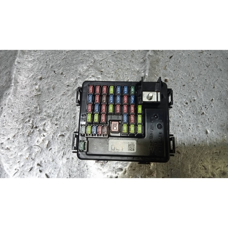 Recambio de caja reles / fusibles para kia sportage business 2wd referencia OEM IAM 91950D98A0  