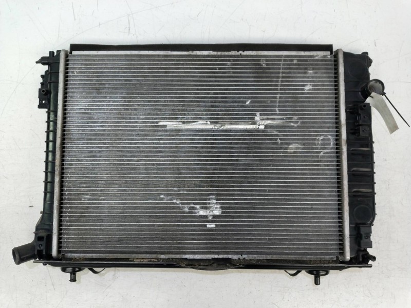 Recambio de radiador agua para chevrolet nubira berlina 2.0 tcdi referencia OEM IAM 622231 K08H06B 