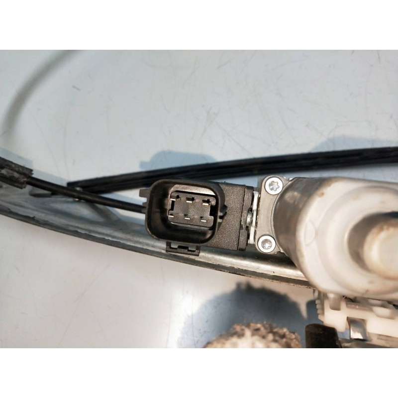 Recambio de elevalunas delantero derecho para mitsubishi colt berlina 3 (cz) 1.3 cat referencia OEM IAM RA2052P1  3P