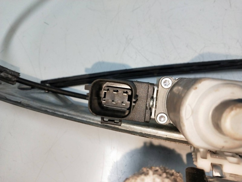 Recambio de elevalunas delantero derecho para mitsubishi colt berlina 3 (cz) 1.3 cat referencia OEM IAM RA2052P1  3P