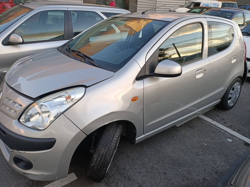 nissan pixo (uao) del año 2012