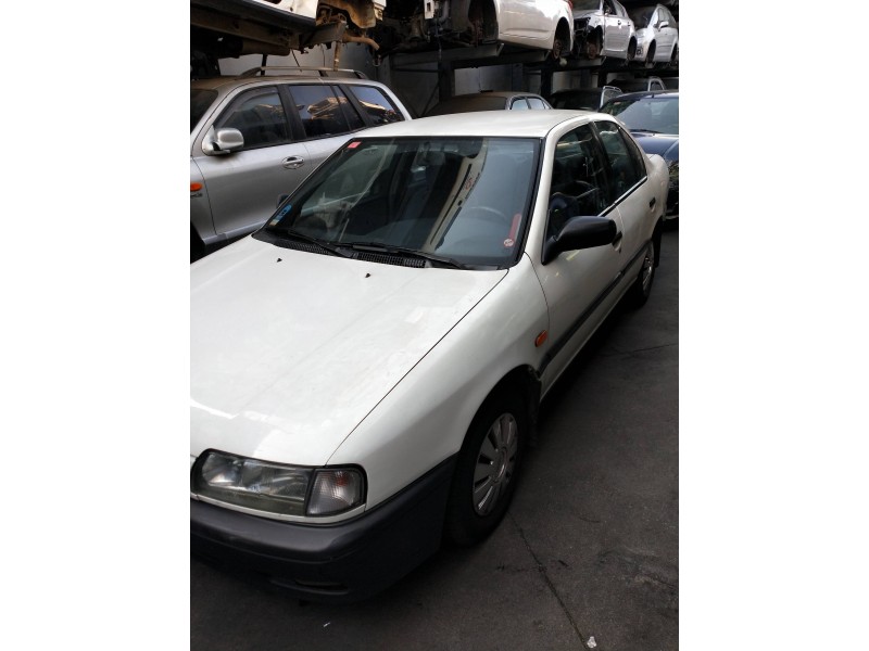 nissan primera berl./familiar (p10/w10) del año 1992
