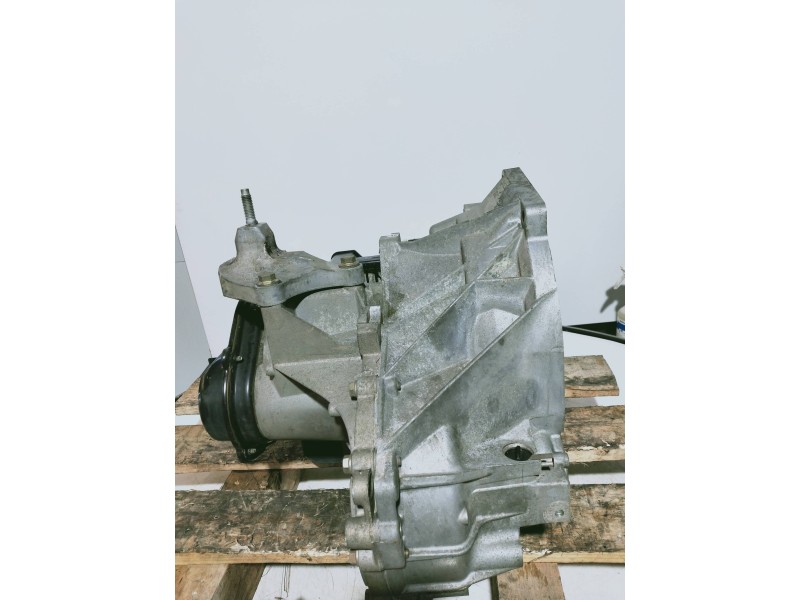 Recambio de caja cambios para ford fiesta (cbk) ambiente referencia OEM IAM 2N1R7002CB T6TB1 020903 000573 