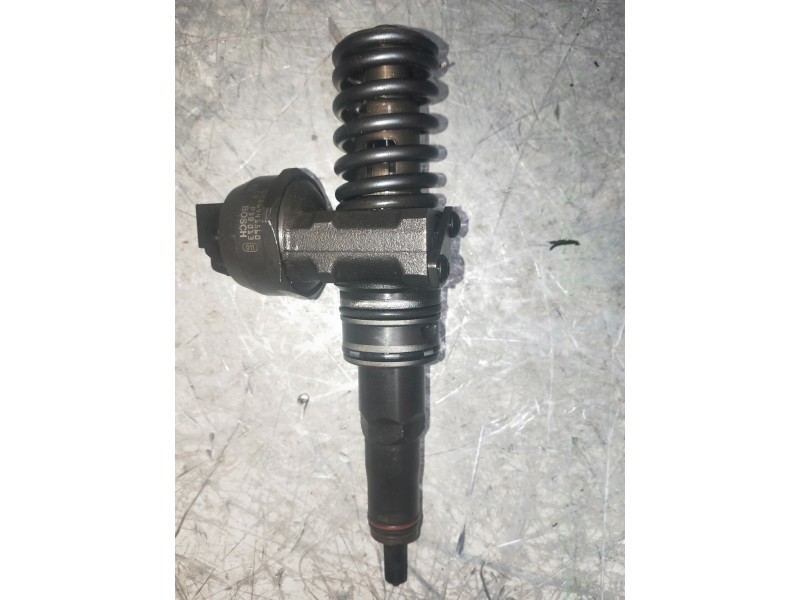 Recambio de inyector para skoda superb (3u4) referencia OEM IAM 0986441560  