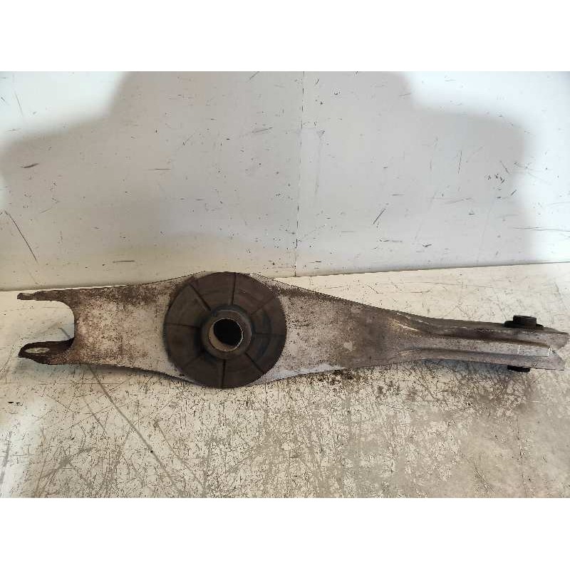Recambio de brazo suspension superior trasero izquierdo para opel insignia berlina edition referencia OEM IAM   