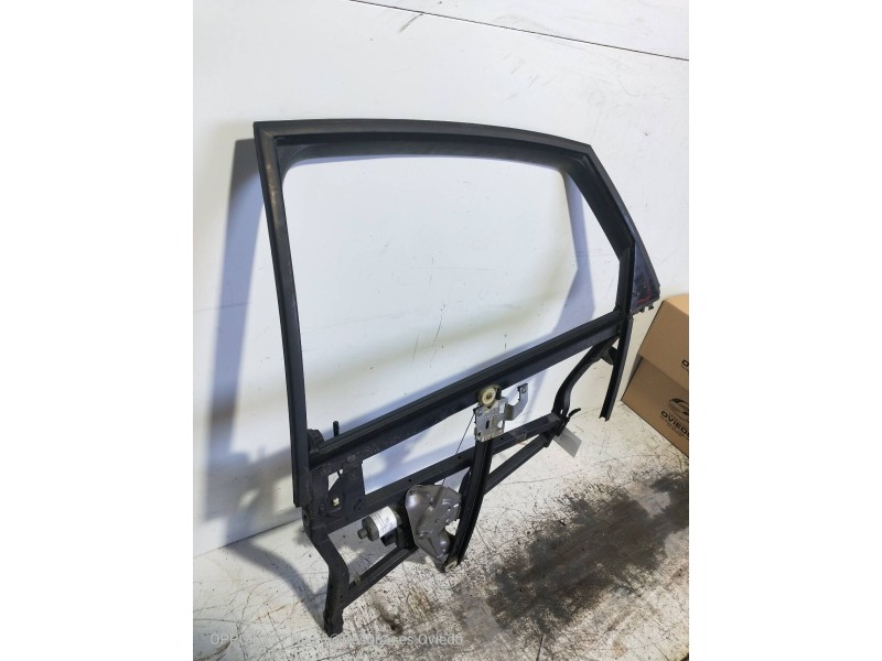 Recambio de elevalunas trasero izquierdo para audi a6 berlina (4b2) 1.9 tdi referencia OEM IAM   