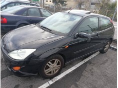 ford focus berlina (cak) del año 2000
