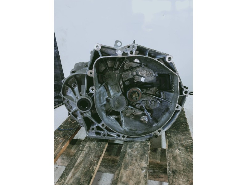 Recambio de caja cambios para citroen c4 lim. exclusive referencia OEM IAM 20EA23 1333987 6V