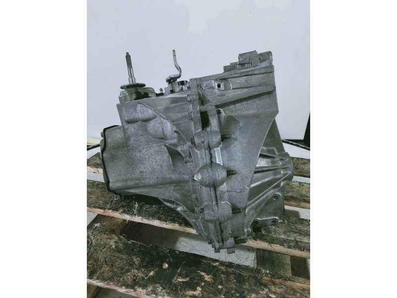 Recambio de caja cambios para citroen c4 lim. exclusive referencia OEM IAM 20EA23 1333987 6V