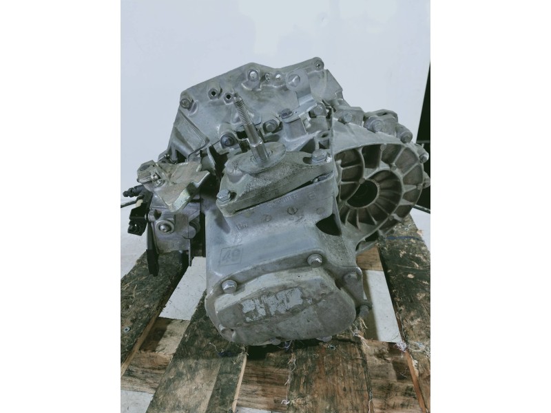 Recambio de caja cambios para citroen c4 lim. exclusive referencia OEM IAM 20EA23 1333987 6V