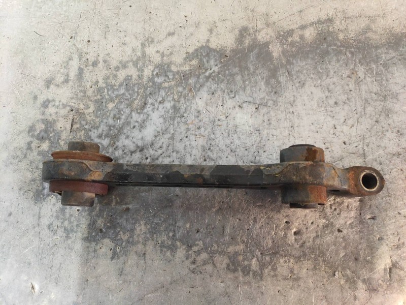 Recambio de brazo suspension inferior delantero izquierdo para lancia thema gold referencia OEM IAM   05168389AB