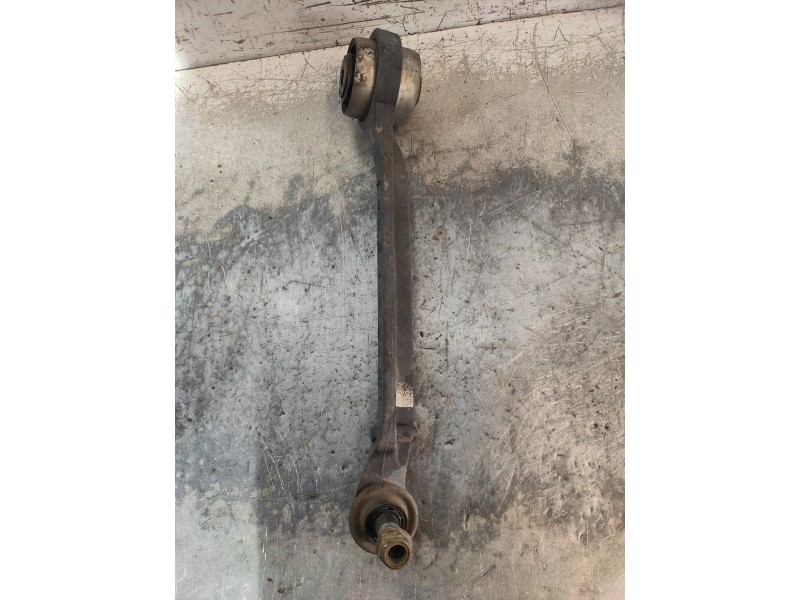 Recambio de brazo suspension inferior delantero derecho para lancia thema gold referencia OEM IAM   05168389AB