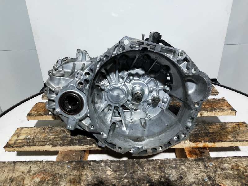 Recambio de caja cambios para kia stonic (ybcuv) concept referencia OEM IAM U94L TJW5F 155677