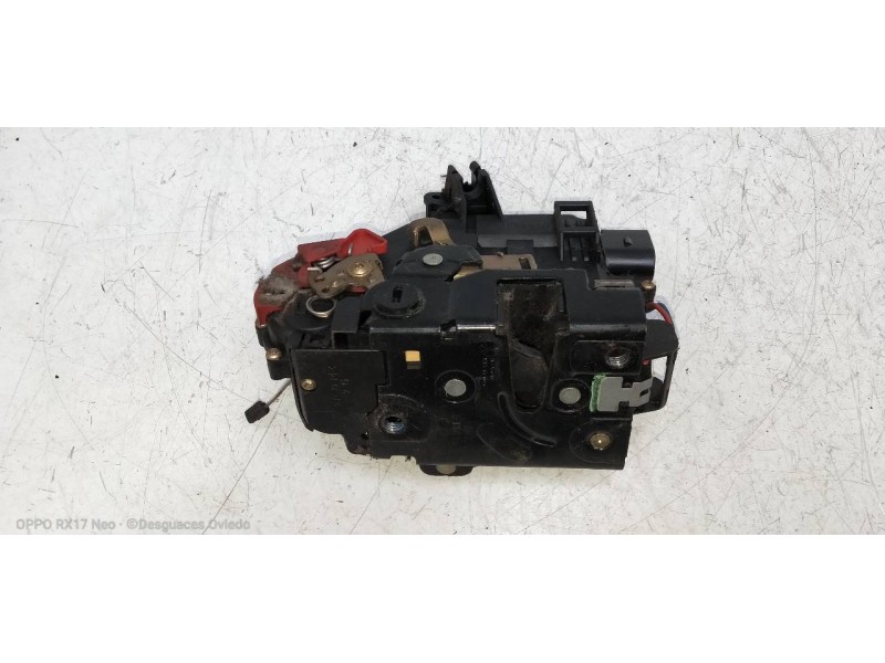 Recambio de motor cierre centralizado trasero izquierdo para audi a2 (8z) 1.4 referencia OEM IAM 8Z0839015D  