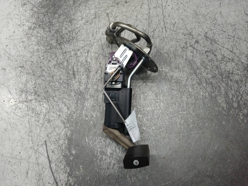 Recambio de bomba combustible para lada niva ( 2121 / 21213 / 21214 / 21215 ) 1.7 cat referencia OEM IAM 212141139009  