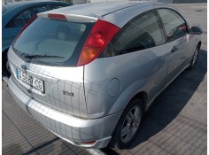 ford focus berlina (cak) del año 2000 2