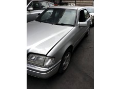 mercedes clase c (w202) berlina del año 2005