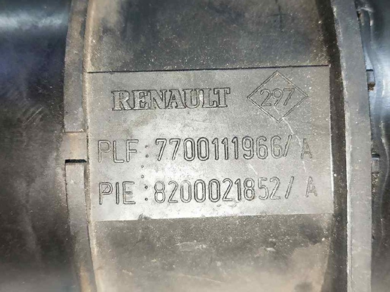 Recambio de caudalimetro para renault laguna ii (bg0) 1.6 16v referencia OEM IAM 7700111966A 8200021852A 