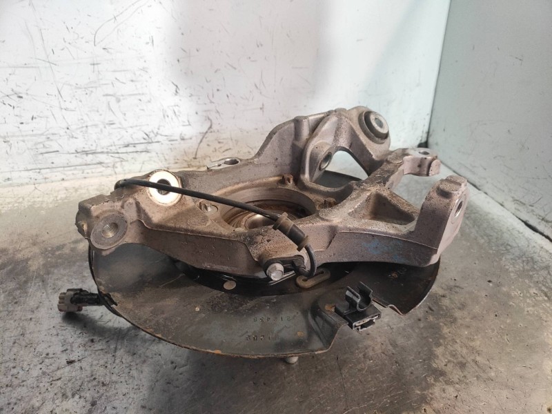 Recambio de mangueta trasera izquierda para lancia thema gold referencia OEM IAM   68089313AD