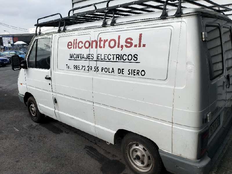 renault trafic (desde 5.89) del año 2000