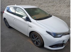 toyota auris del año 2017