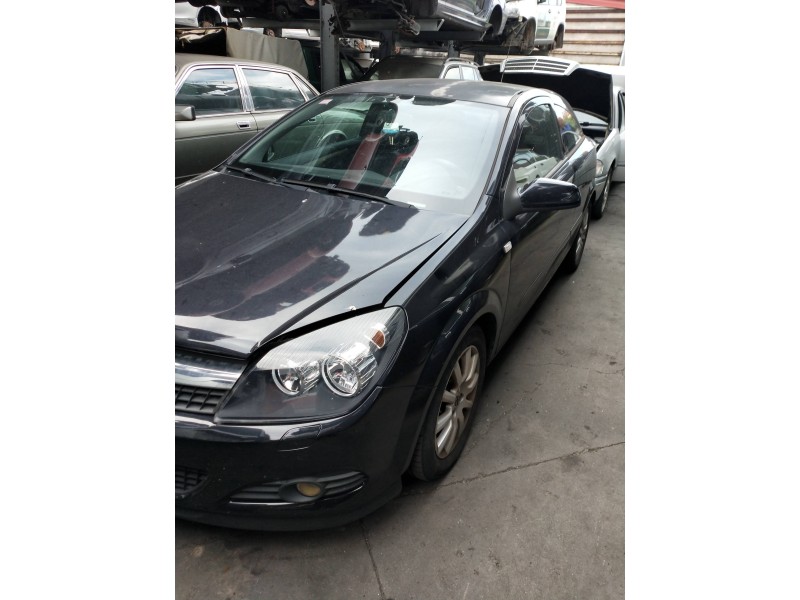 opel astra gtc del año 2007