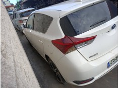 toyota auris del año 2017 2