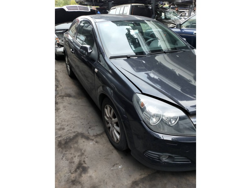 opel astra gtc del año 2007