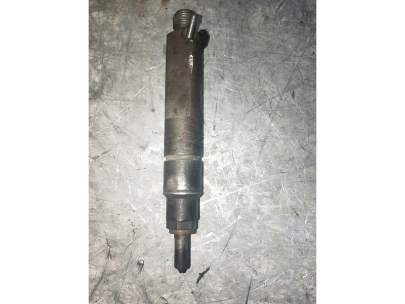 Recambio de inyector para seat ibiza (6k) 1.9 tdi referencia OEM IAM 028130201G  