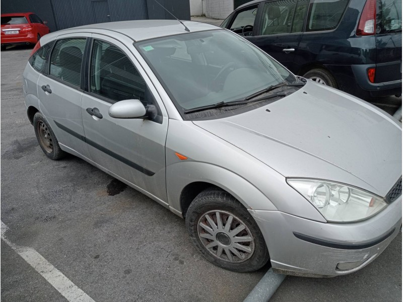 ford focus berlina (cak) del año 2003