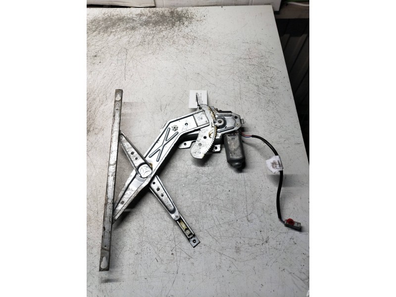 Recambio de elevalunas trasero derecho para honda civic berlina .5 (ma/mb) 2.0 td (mb7) referencia OEM IAM 400345B  5P