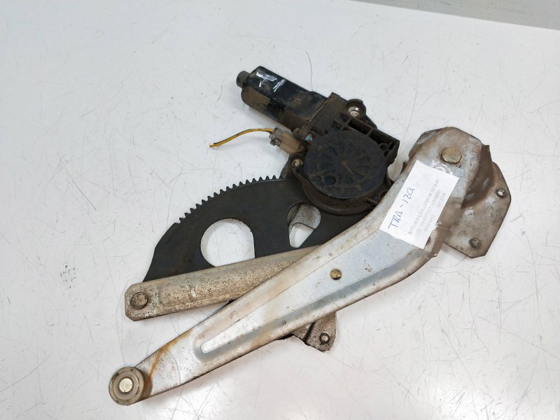 Recambio de elevalunas trasero izquierdo para mitsubishi galloper (hyundai) 2.5 td (5-ptas.) referencia OEM IAM   5P
