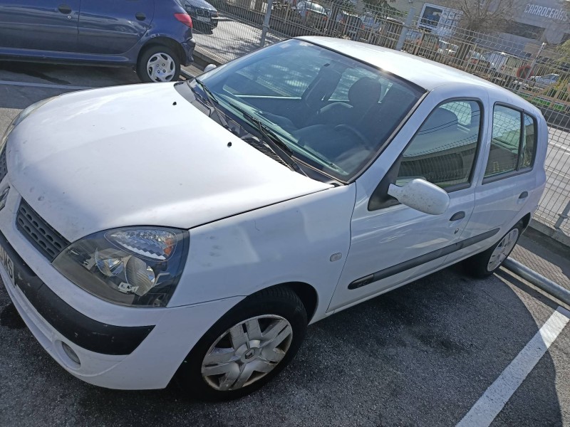 renault clio ii fase ii (b/cb0) del año 2005 renault clio ii fase ii (b/cb0) del año 2005