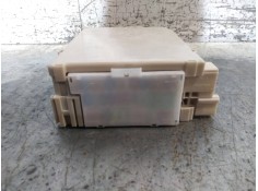 Recambio de caja reles / fusibles para citroen c1 urban ride referencia OEM IAM 827300H030A  