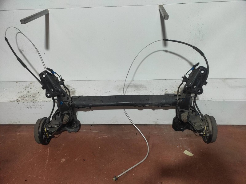 Recambio de puente trasero para citroen c-elysée seduction referencia OEM IAM   